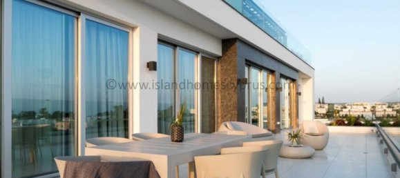 Дом с 10 спальнями в Айя Напа, Кипр № 23936 18