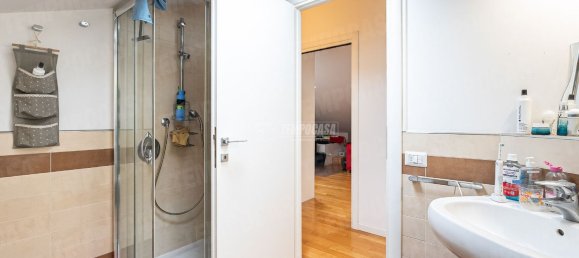 4 rooms Duplex in Giussano, Italy No. 153472 20