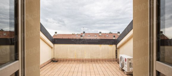 4 rooms Duplex in Giussano, Italy No. 153472 22