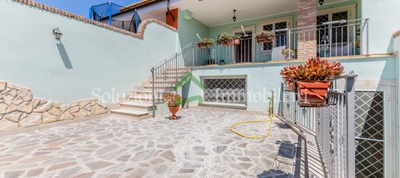 6 Schlafzimmer Haus in Pomezia, Italy, Nr. 320065 2