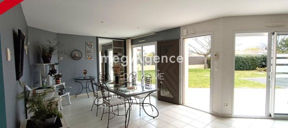 5 bedrooms House in Aizenay, France No. 106279 5