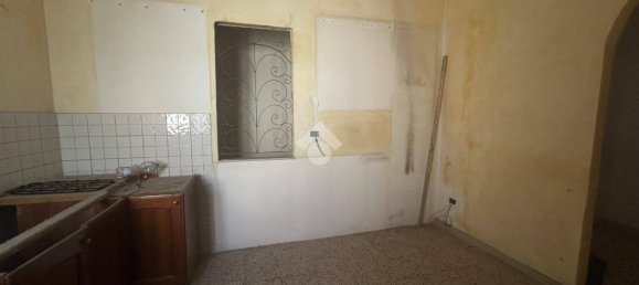 2 Schlafzimmer Wohnung in Palermo, Italy, Nr. 150915 9