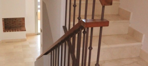 3 bedrooms Penthouse in Marbella, Spain No. 19323 14