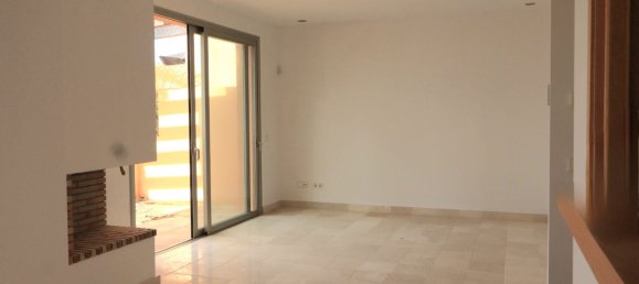 3 bedrooms Penthouse in Marbella, Spain No. 19323 7