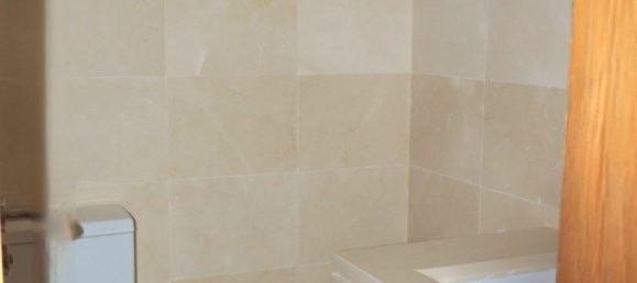 3 bedrooms Penthouse in Marbella, Spain No. 19323 23