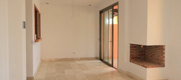 3 bedrooms Penthouse in Marbella, Spain No. 19323 13