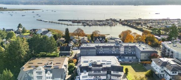 2 bedrooms Condo in British Columbia, Canada No. 1294 3