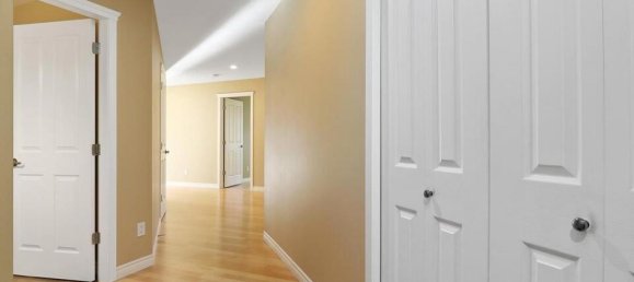 2 bedrooms Condo in British Columbia, Canada No. 1294 12