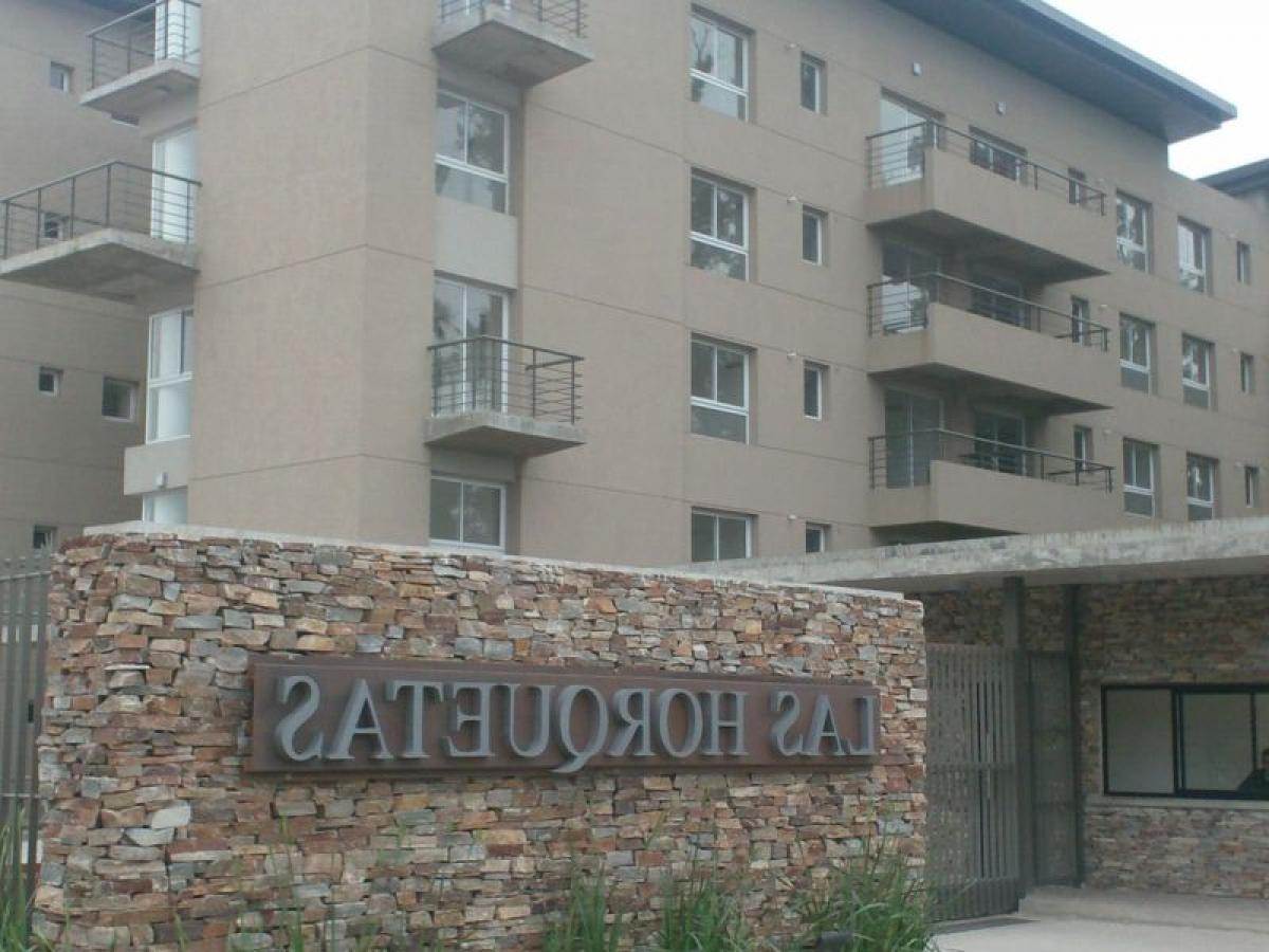 Студия в Мальвинас Архентинас, Аргентина № 10501