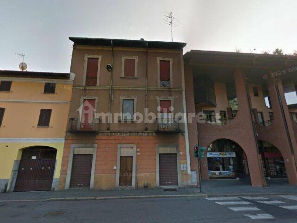 Apartamento de 5 dormitorios en Busto Arsizio, Italy No. 281677