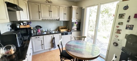 6 bedrooms House in Rebais, France No. 283522 10