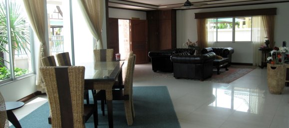 3 bedrooms Cafe / restaurant in Pattaya, Thailand No. 1400 14