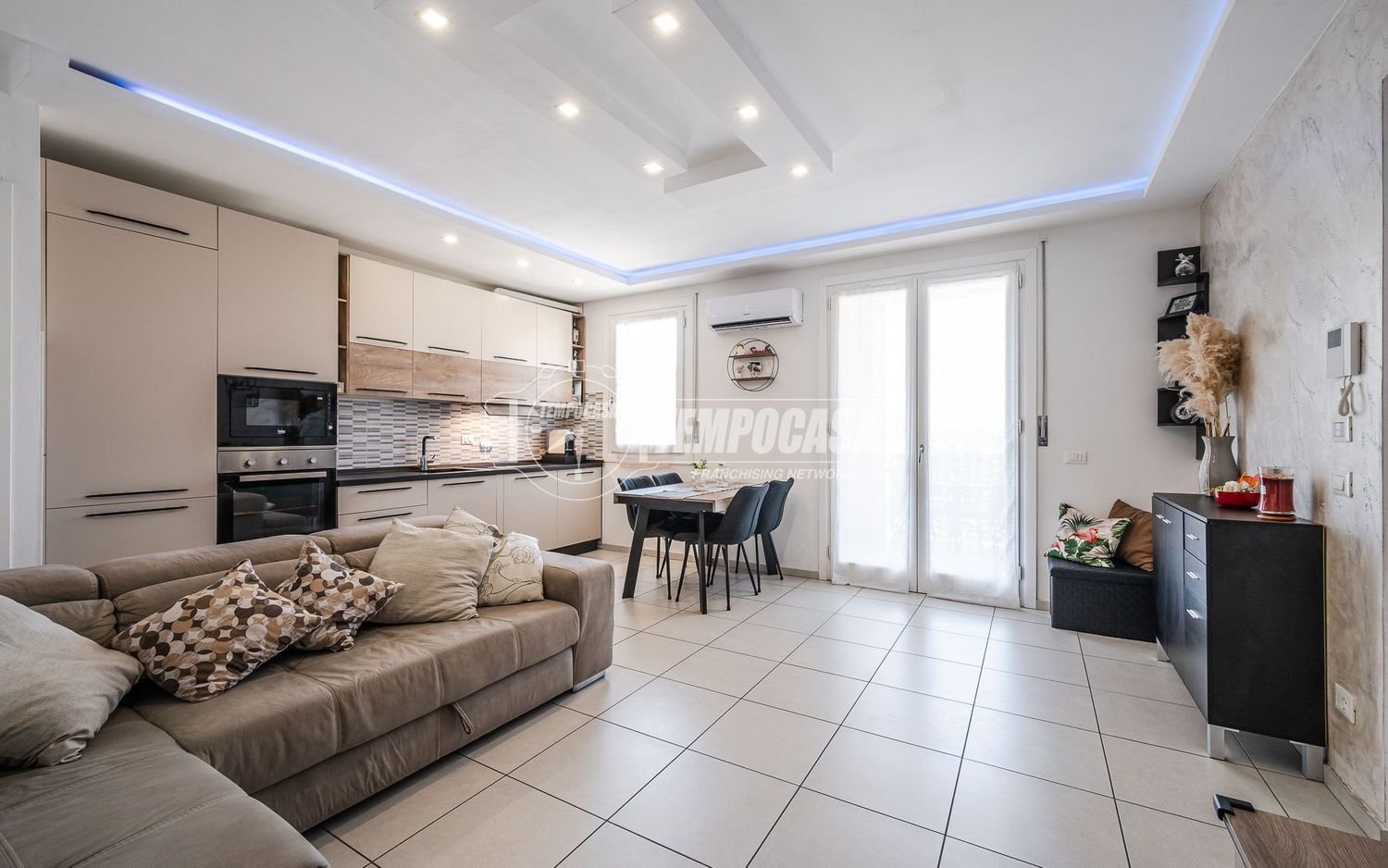 Квартира с 3 комнатами в Савиньяно суль Панаро, Италия № 301967