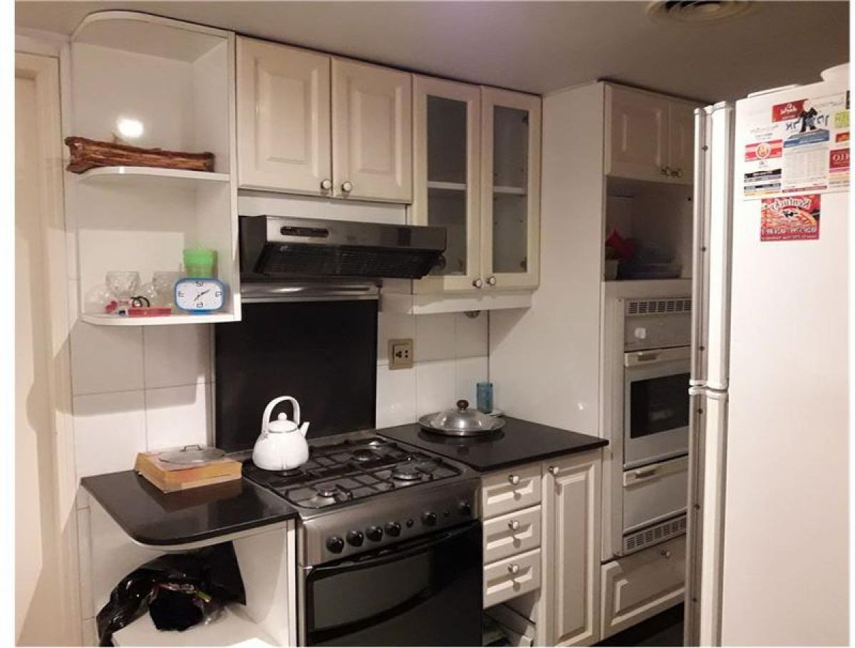 Apartamento de 3 dormitorios en Buenos Aires, Argentina No. 102914
