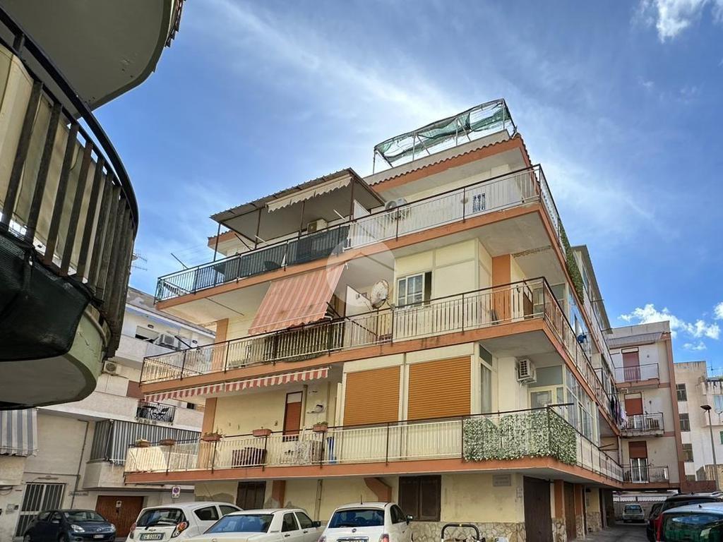 2 chambres Appartement à Isola delle Femmine, Italy No. 361625