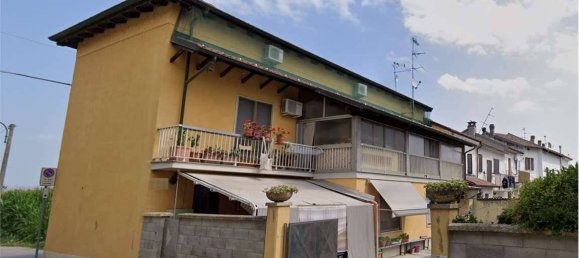 2 bedrooms Apartment in Casale Monferrato, Italy No. 282681 7