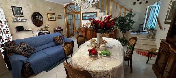 6-Zimmer Wohnung in Cartoceto, Italy, Nr. 298826 3