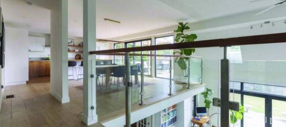 3 bedrooms House in Dundas, Canada No. 461 3