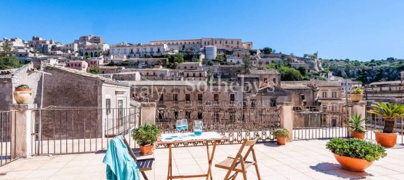 3 bedrooms House in Modica, Italy No. 154009 10