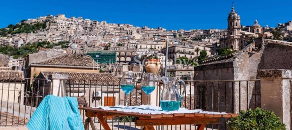 3 bedrooms House in Modica, Italy No. 154009 5