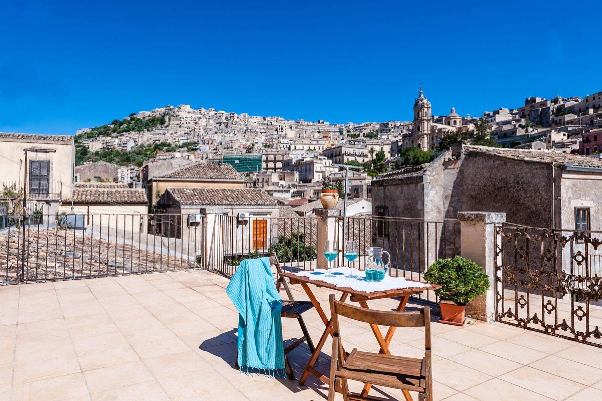 3 bedrooms House in Modica, Italy No. 154009