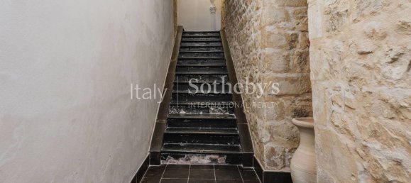 3 bedrooms House in Modica, Italy No. 154009 7