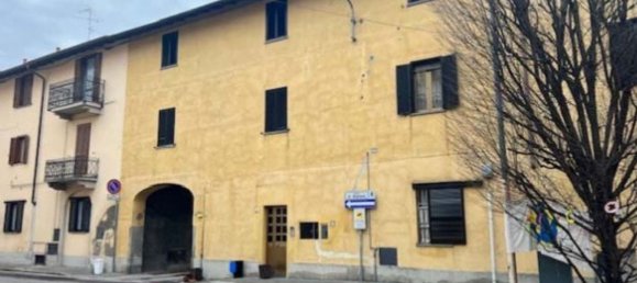 3غرفة شقة في Olgiate Olona, Italy رقم 185300 3