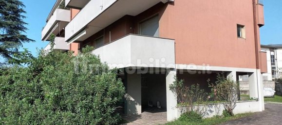 3 bedrooms Apartment in Crema, Italy No. 229050 4