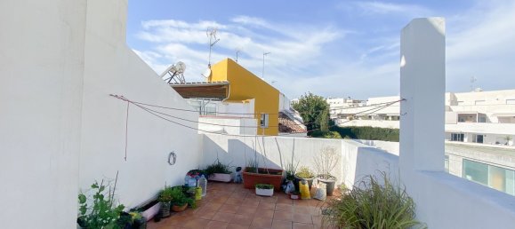 3 bedrooms Townhouse in Marbella, Spain No. 135647 10