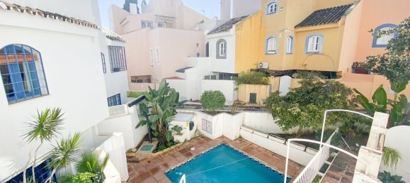 3 bedrooms Townhouse in Marbella, Spain No. 135647 12