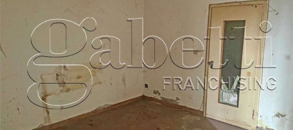 7 rooms House in Ferrara, Italy No. 67386 6