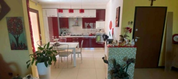 4-salle Appartement à Nicosia, Italy No. 49060 11