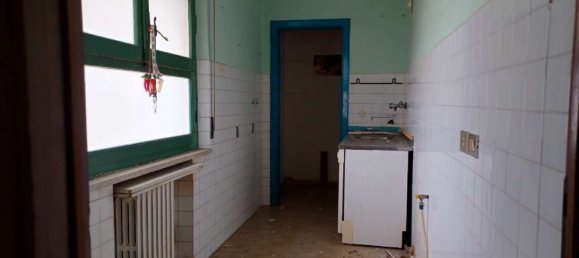 Квартира с 3 комнатами в Анкона, Италия № 90012 4