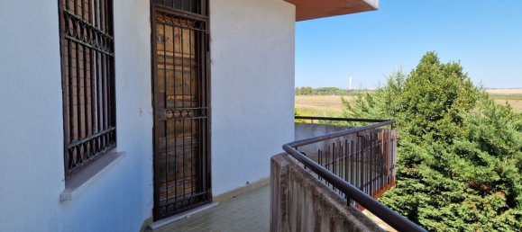 Квартира с 3 спальнями в Монтальто ди Кастро, Италия № 372089 7