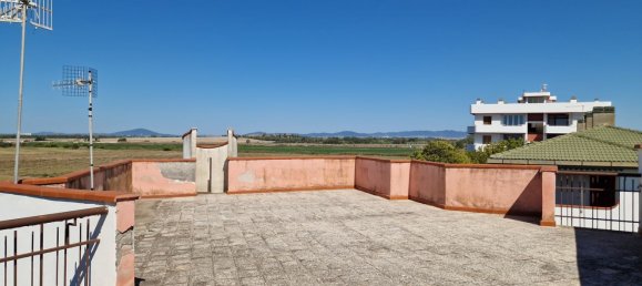 Квартира с 3 спальнями в Монтальто ди Кастро, Италия № 372089 18