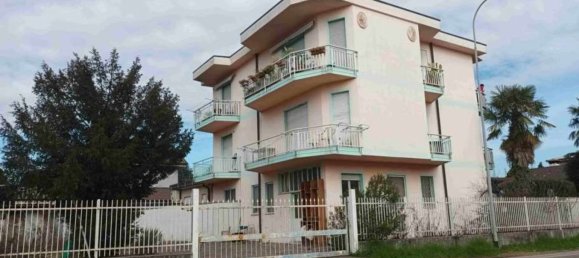 7غرفة شقة في Meda, Italy رقم 8541 3