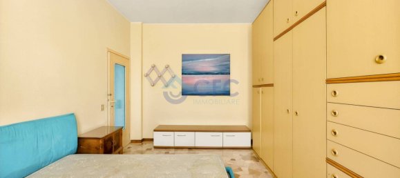 1 bedroom Apartment in Milan, Italy No. 268389 8