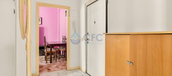 1 bedroom Apartment in Milan, Italy No. 268389 2