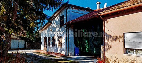 Квартира с 2 спальнями в Тревиньяно, Италия № 370160 7