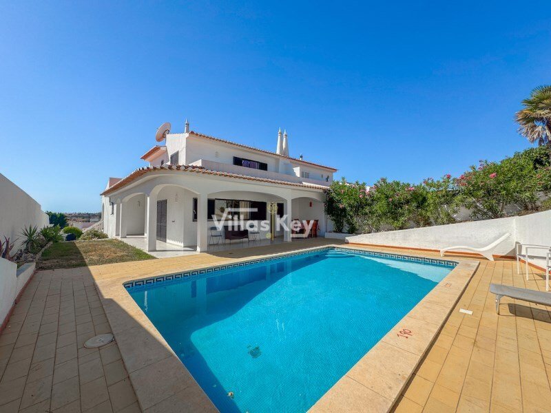 4 bedrooms Villa in Lagos, Portugal No. 134513