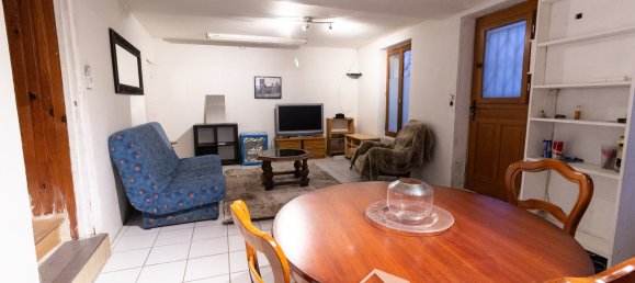 3 bedrooms House in Vaux-sur-Seine, France No. 163849 5