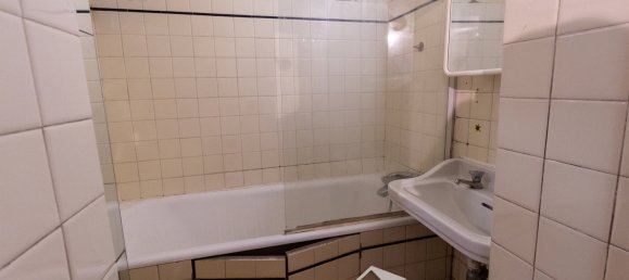 3 bedrooms House in Vaux-sur-Seine, France No. 163849 3