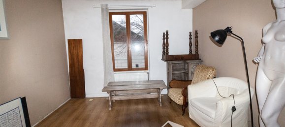 3 bedrooms House in Vaux-sur-Seine, France No. 163849 8