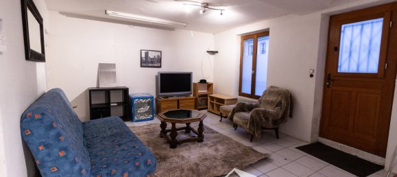 3 bedrooms House in Vaux-sur-Seine, France No. 163849 6