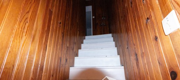 3 bedrooms House in Vaux-sur-Seine, France No. 163849 2