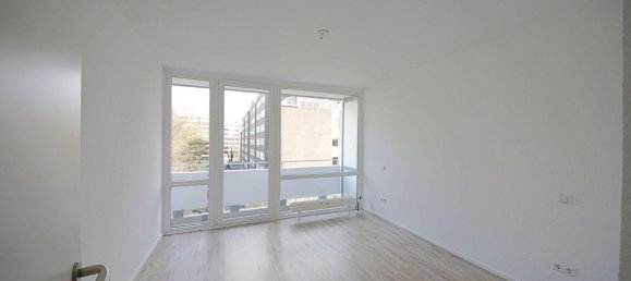 2 غرف نوم شقة في Bergisch Gladbach, Germany رقم 24280 6