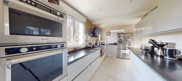 5 Schlafzimmer Haus in Jullouville, France, Nr. 197488 4