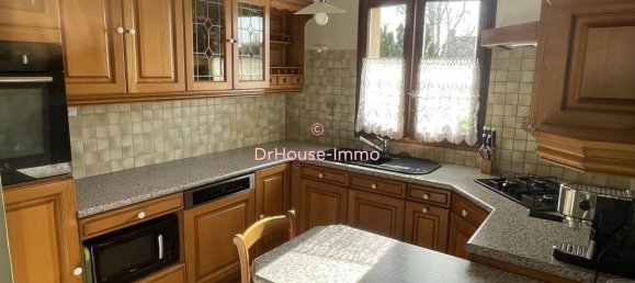 4 bedrooms House in Limay, France No. 126427 3