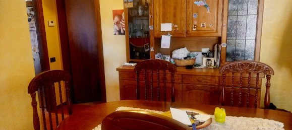3 bedrooms Apartment in Parma, Italy No. 326255 9