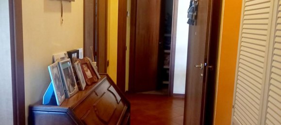 3 bedrooms Apartment in Parma, Italy No. 326255 18